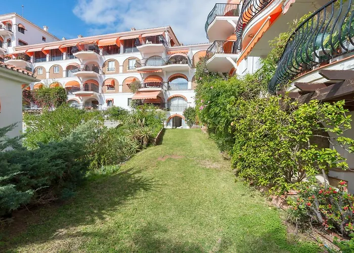 Lu&cia Jardin Al Mar